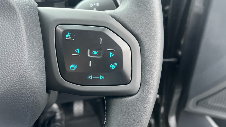 Ford Explorer 210kW Select 77kWh 5dr Auto Electric Estate